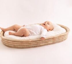 Sleep. Change. Play Set (shallow basket with merino wool mattress) (3 weeks lead time)