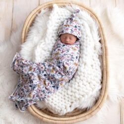 Giggle & Beans Swaddle Set | Chasing Summer