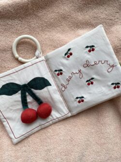 Konges Sloejd Fabric Book – Fruit